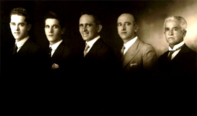 Daniel González Arango y sus hijos
