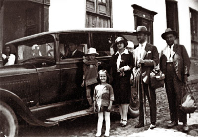 Fernando González, Benjamín Correa y familia.